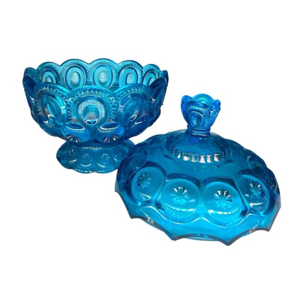 L.E. Smith Moon &  Stars Compote Blue Glass Dish with Lid 7" Tall - Excellent Co - Picture 2 of 4